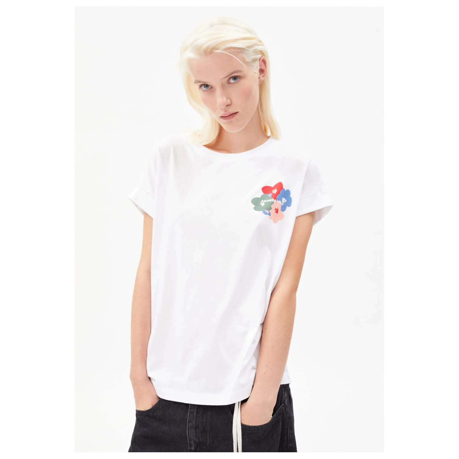 Titelseite -Maloja Geschäft armedangels womens idaa bouquet t shirt detail 2