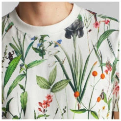 DEDICATED T-Shirt Stockholm Flower Field - T-Shirt 9 DEDICATED T-Shirt Stockholm Flower Field - T-Shirt -Maloja Geschäft dedicated t shirt stockholm flower field t shirt detail 5