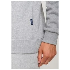 Lifestyle Shark Beach Star - Hoodie 9 Lifestyle Shark Beach Star - Hoodie -Maloja Geschäft greenbomb lifestyle shark beach star hoodie detail 5