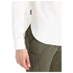 Icebreaker Women's Berlin L/S Shirt - Bluse -Maloja Geschäft icebreaker womens berlin l s shirt bluse detail 7