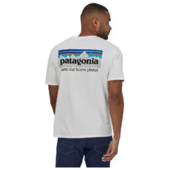Patagonia P-6 Mission Organic T-Shirt - T-Shirt 9 Patagonia P-6 Mission Organic T-Shirt - T-Shirt -Maloja Geschäft patagonia p 6 mission organic t shirt t shirt detail 3