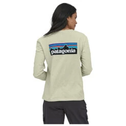 Patagonia Women's L/S P-6 Logo Responsibili-Tee - Longsleeve 11 Patagonia Women's L/S P-6 Logo Responsibili-Tee - Longsleeve -Maloja Geschäft patagonia womens l s p 6 logo responsibili tee longsleeve detail 4