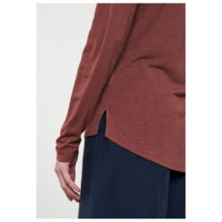 Women's Longsleeve Fuchsia - Longsleeve 12 Women's Longsleeve Fuchsia - Longsleeve -Maloja Geschäft recolution womens longsleeve fuchsia longsleeve detail 5